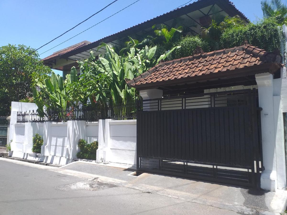 巴厘岛乔格罗别墅旅馆 Penatih 外观 照片
